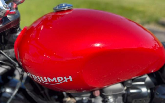 2019 Triumph Street Twin Korosi Red 900