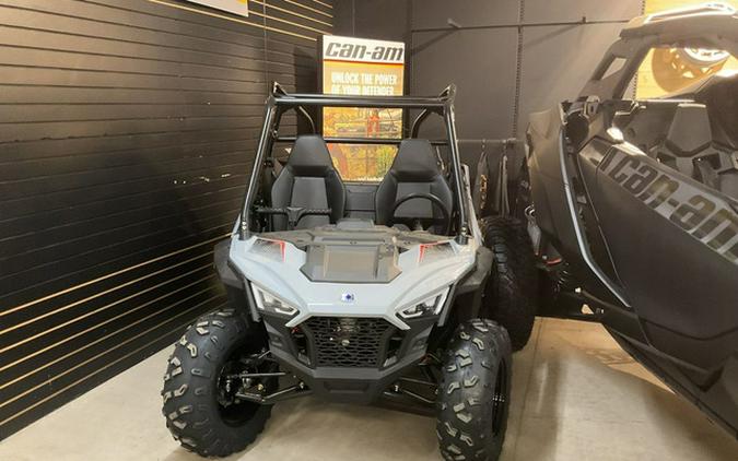 2024 Polaris RZR 200 EFI