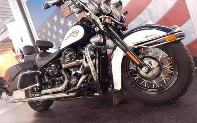 2019 Harley-Davidson Heritage Classic 107