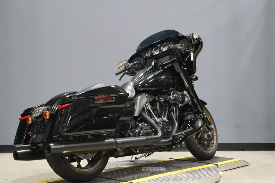 2022 Harley-Davidson Street Glide ST