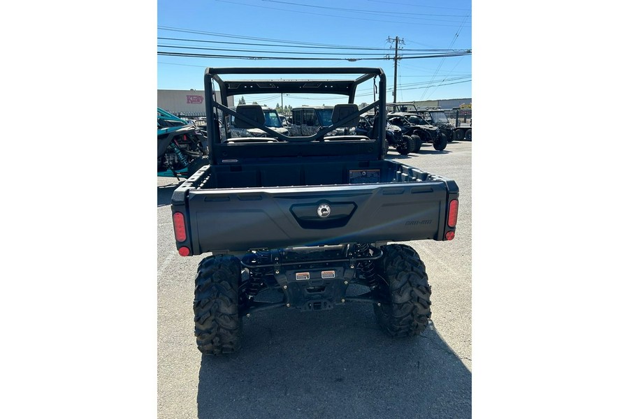 2025 Can-Am DEFENDER DPS HD10
