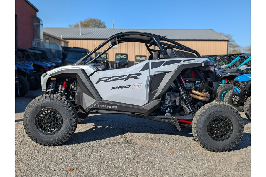 2026 Polaris RZR PRO R ULTIMATE