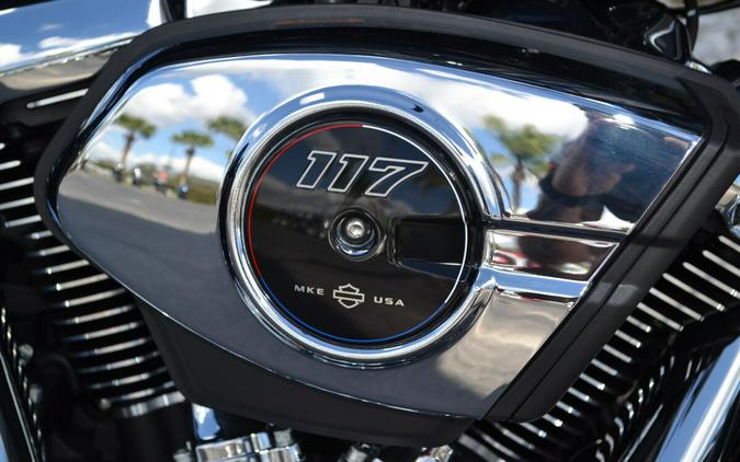 2026 Harley-Davidson® Liberty Edition Street Glide® Midnight Ember - FLHX