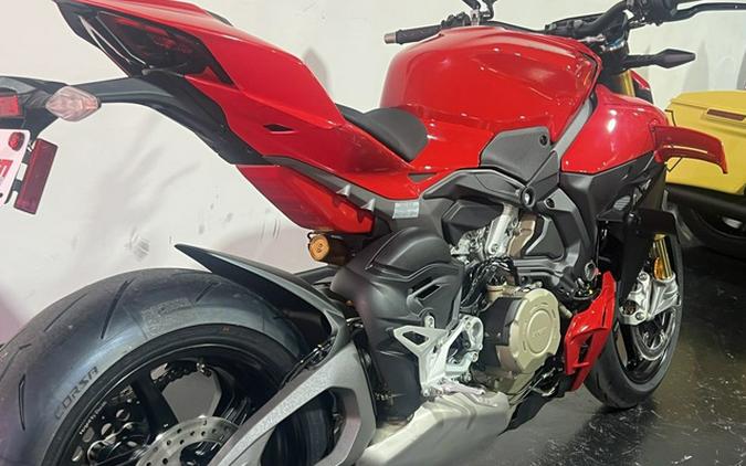 2026 Ducati Streetfighter V4