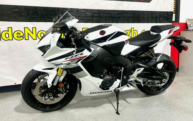 2027 Honda CBR1000RR ABS