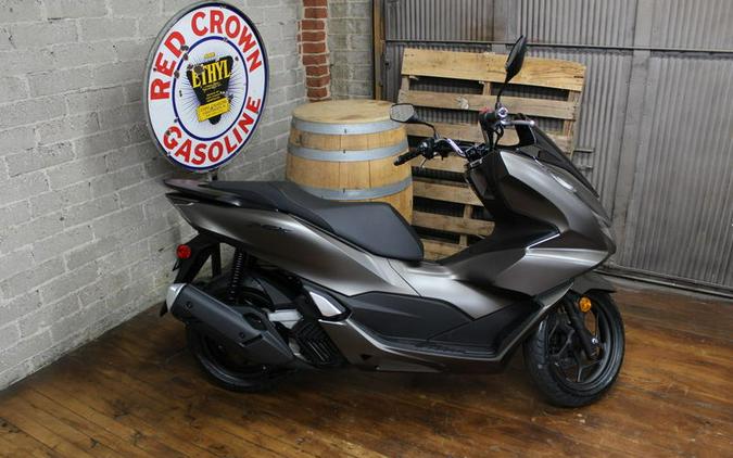 2023 Honda® PCX