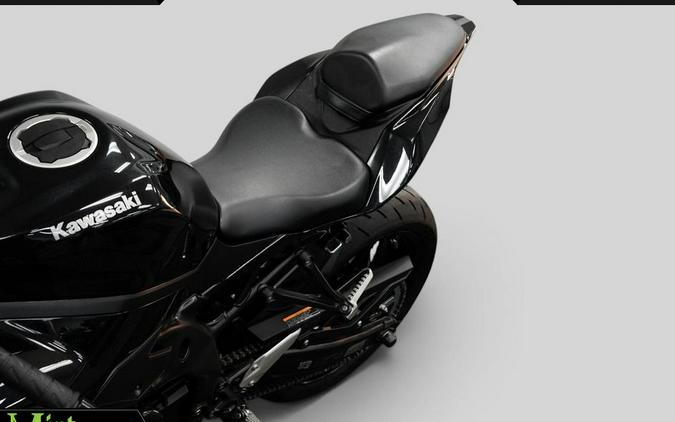 2024 Kawasaki NINJA ZX-4RR