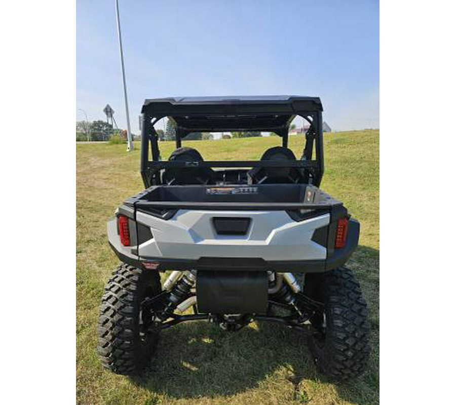 2024 Polaris Industries GENERAL® XP 1000 Sport