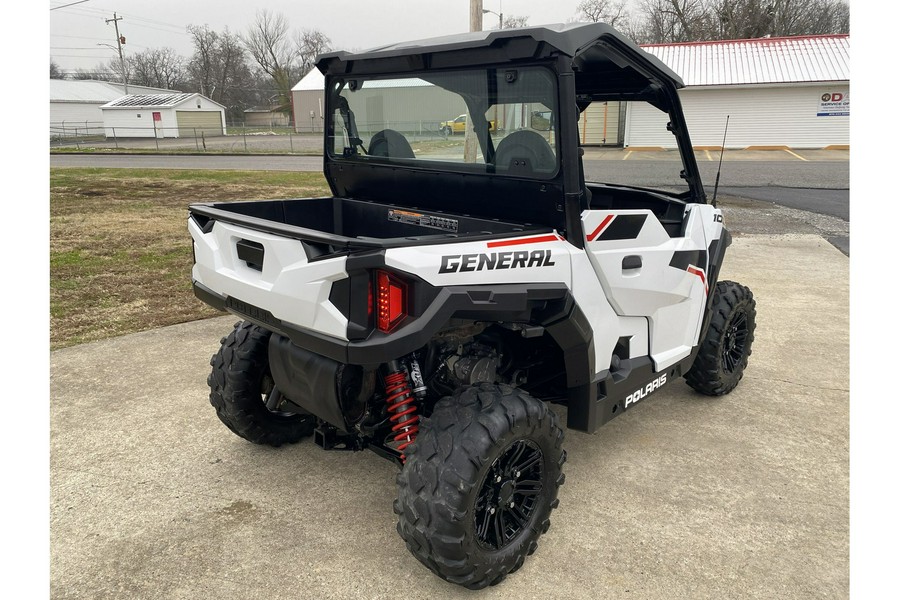2021 Polaris GENERAL 1000 DELUXE EPS