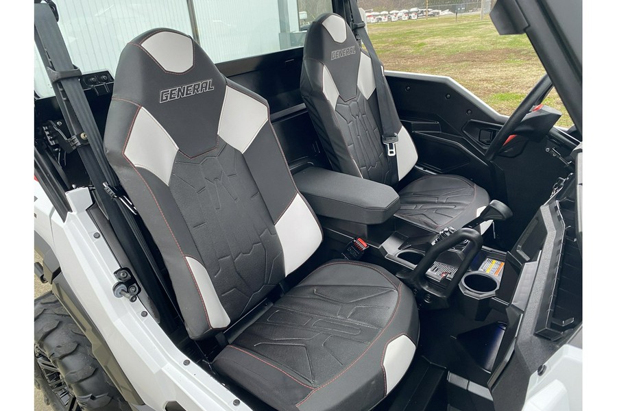 2021 Polaris GENERAL 1000 DELUXE EPS