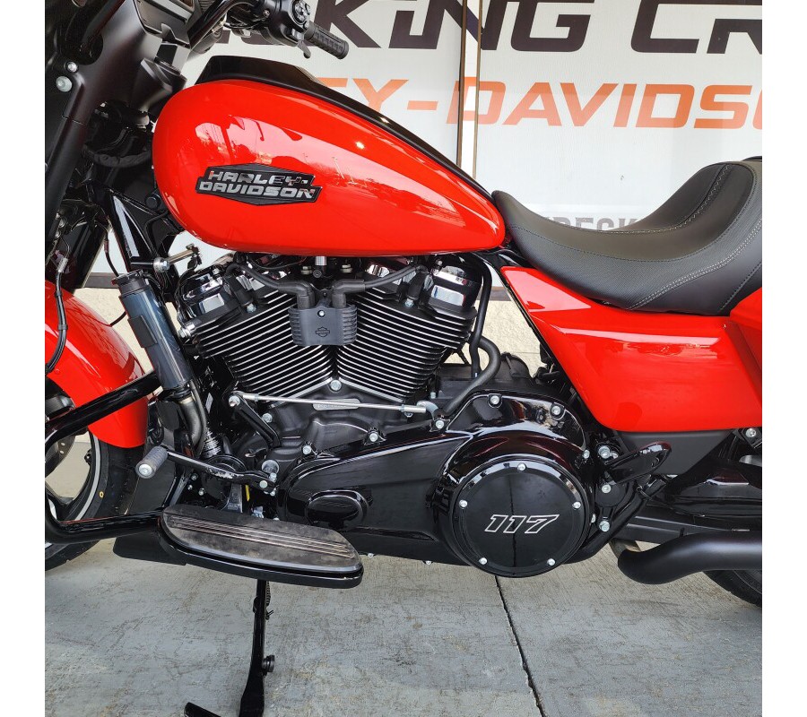 2026 Harley-Davidson® Street Glide® FLHX