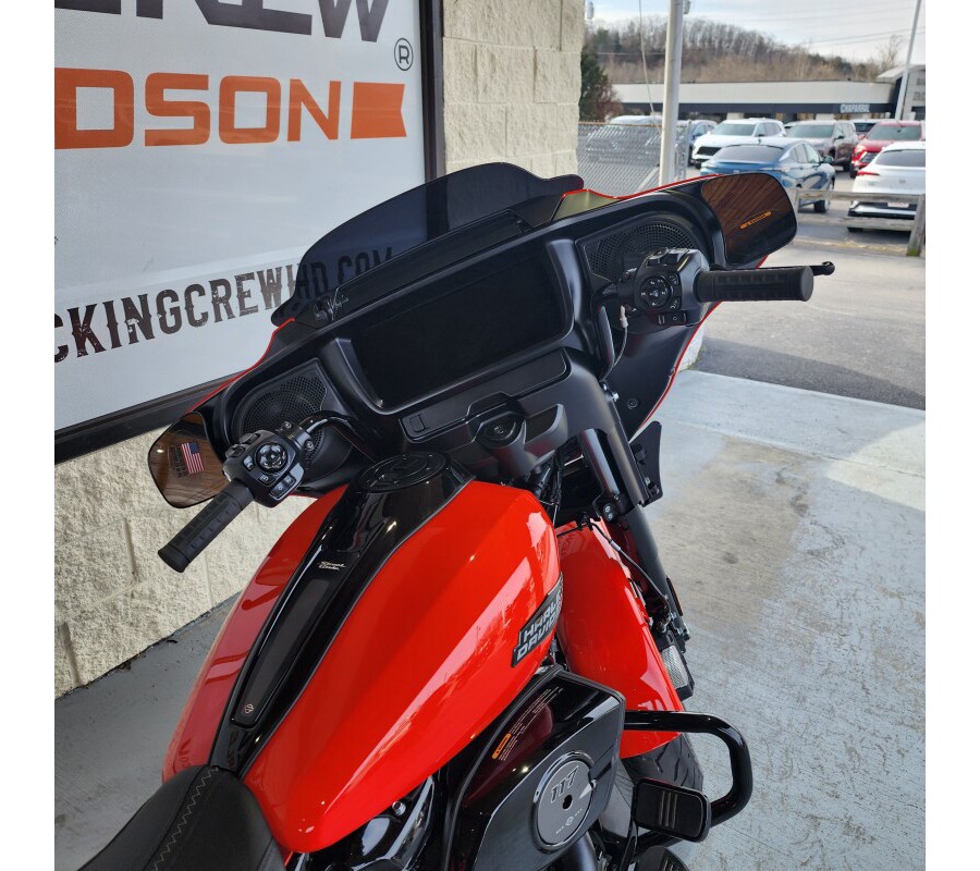 2026 Harley-Davidson® Street Glide® FLHX