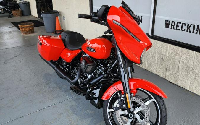 2026 Harley-Davidson® Street Glide® FLHX