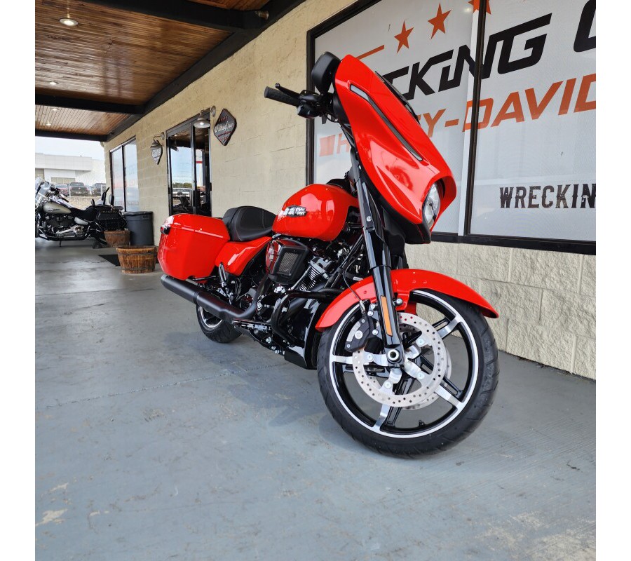 2026 Harley-Davidson® Street Glide® FLHX