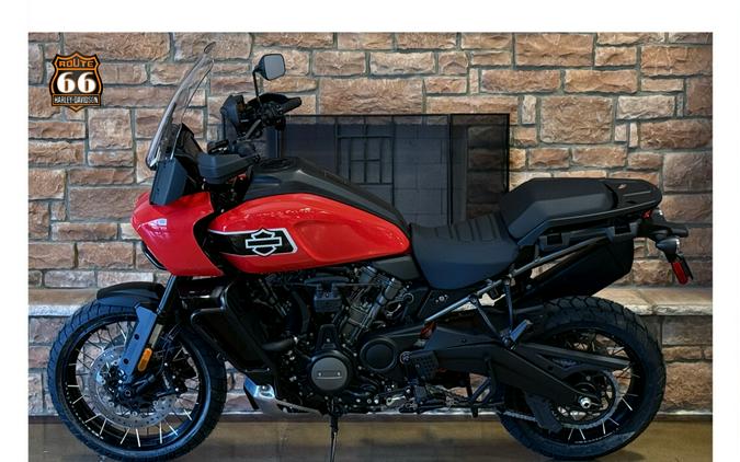 2026 Harley-Davidson® Pan America® 1250 Special Blood Orange Black Cast Wheels
