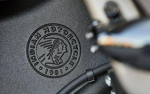 2021 Indian Motorcycle Chieftain® Dark Horse®