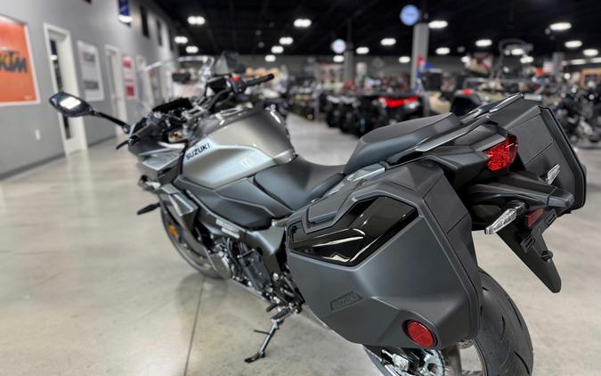 2025 Suzuki GSX-S 1000GT+