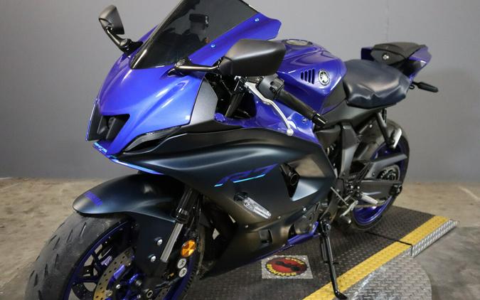 2023 Yamaha YZF-R7