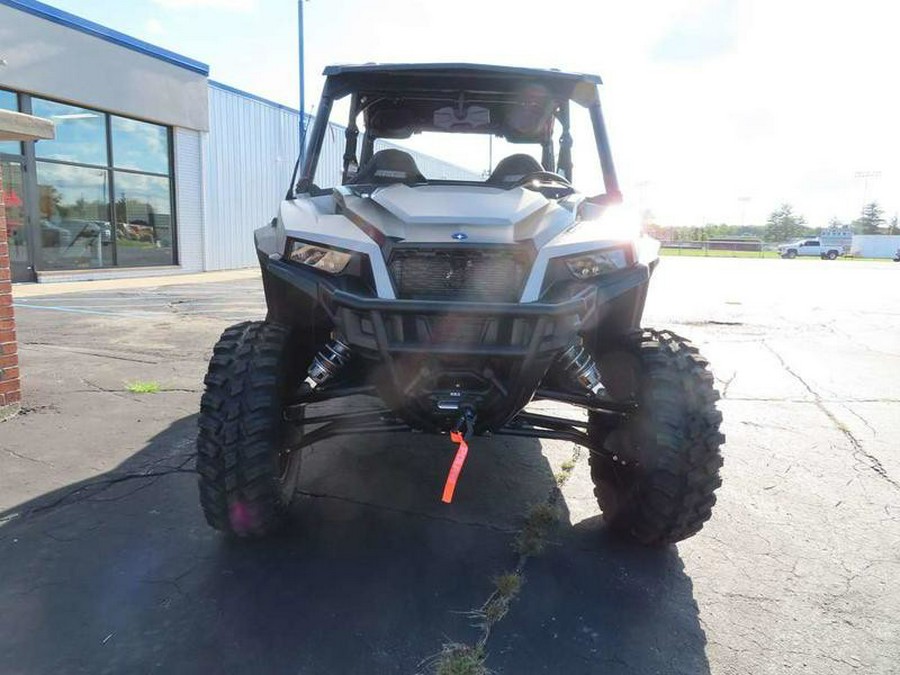 2024 Polaris Industries GENERAL® XP 4 1000 Premium