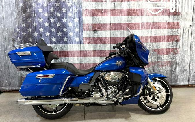 2025 FLHXU Street Glide Ultra