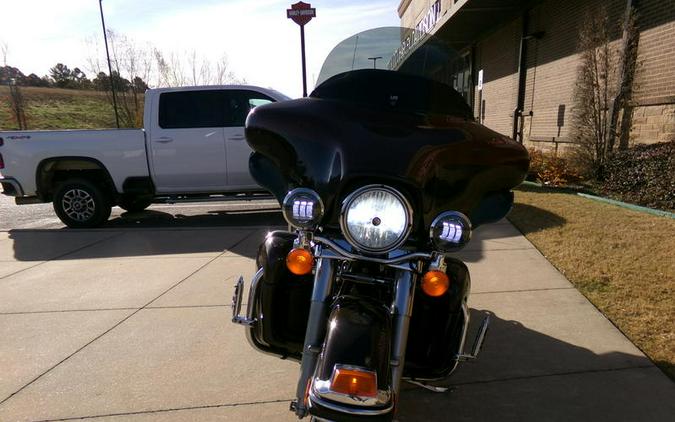 2011 Harley-Davidson® FLHTCU - Ultra Classic® Electra Glide®