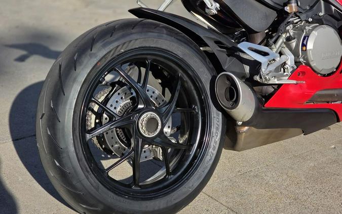 2021 Ducati Panigale V2