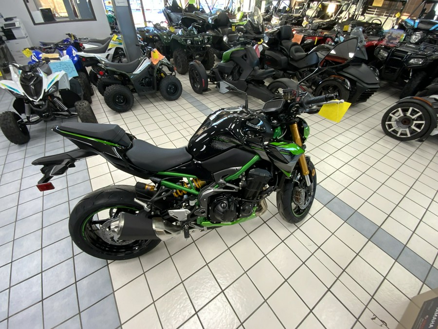 2024 Kawasaki Z900 SE ABS