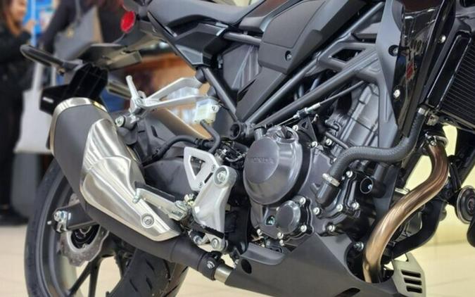 2025 Honda CB300R ABS