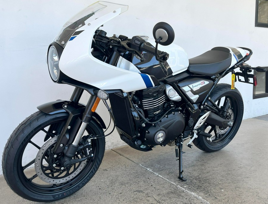 2026 Triumph THRUXTON 400