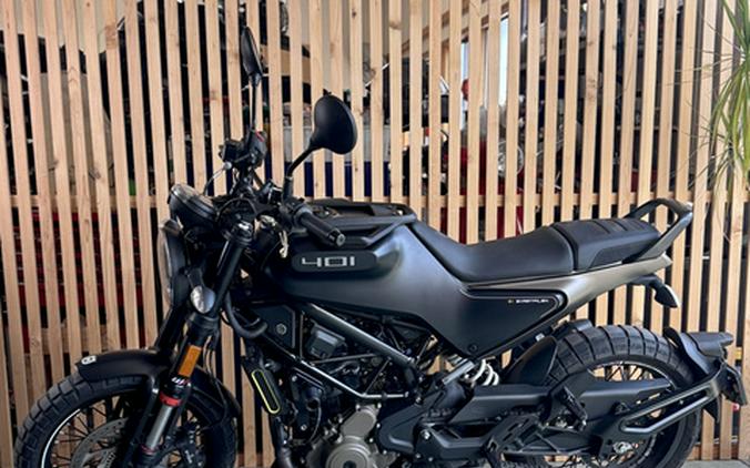 2023 Husqvarna SVARTPILEN 401