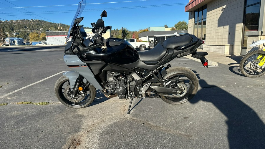 2025 Yamaha TRACER 9