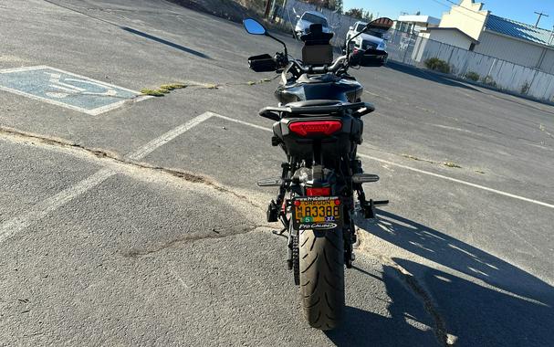 2025 Yamaha TRACER 9