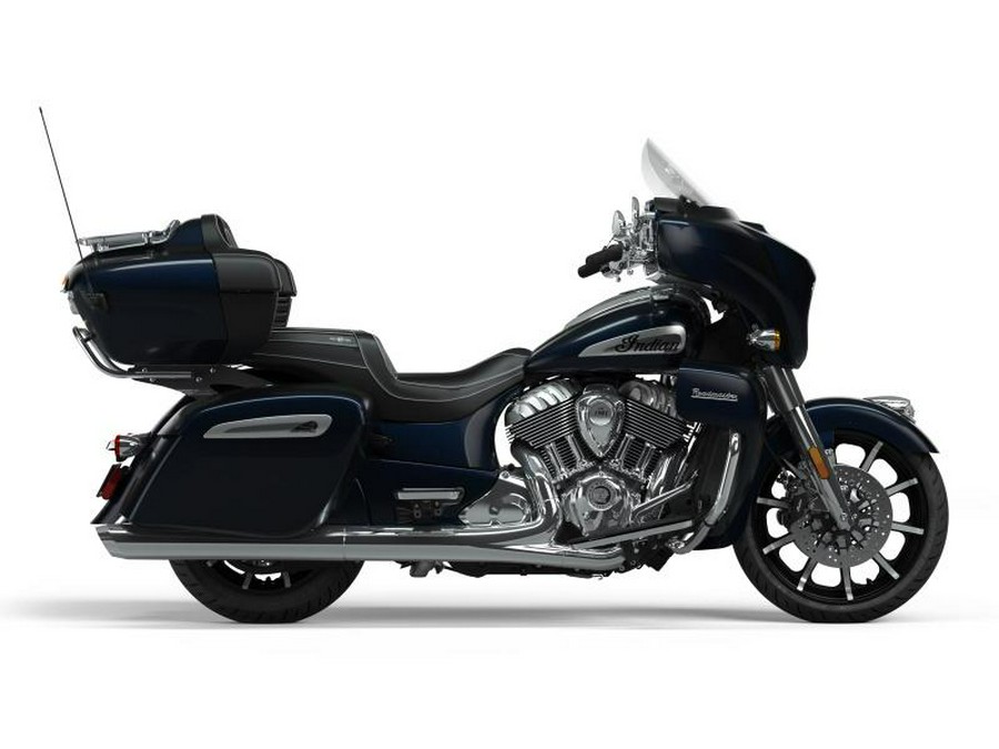 2022 Indian Motorcycle® Roadmaster® Limited Black Azure Crystal