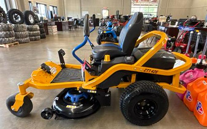 2023 Cub Cadet ZT142 E