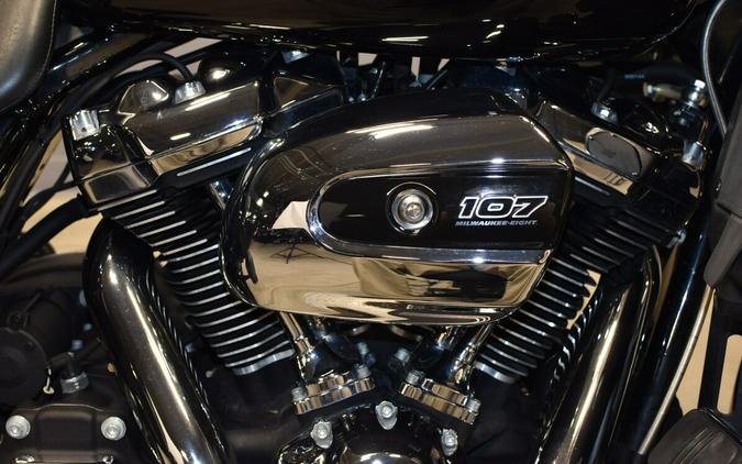 2017 Harley-Davidson Road Glide Special FLTRXS