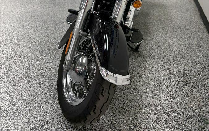 2024 Harley-Davidson® Heritage Classic 114 Vivid Black w/ Chrome Finish - UO8682
