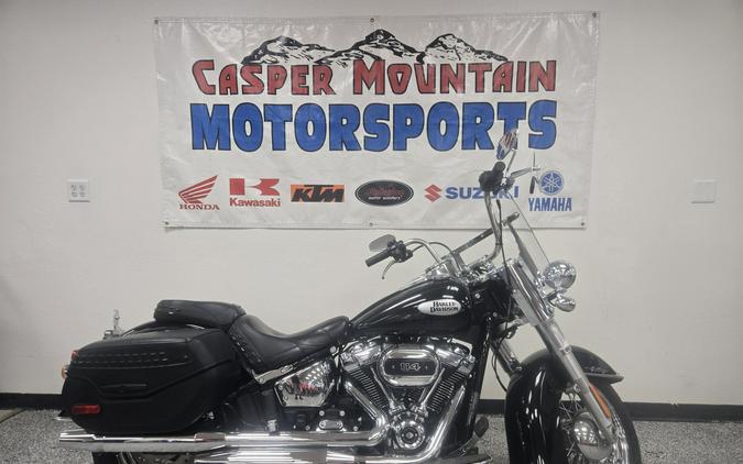 2024 Harley-Davidson® Heritage Classic 114 Vivid Black w/ Chrome Finish - UO8682