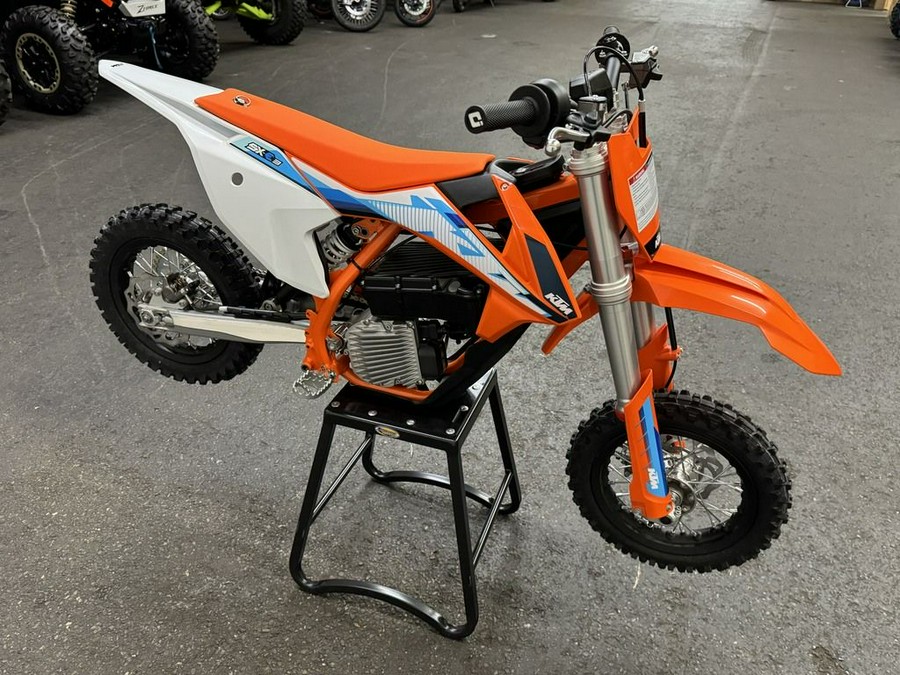 2024 KTM SX-E 3