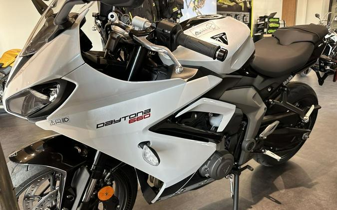 2025 Triumph Daytona 660