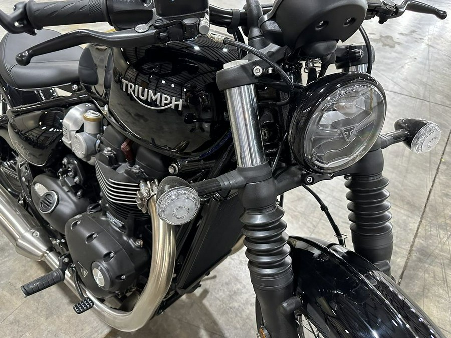 2024 Triumph Bonneville Bobber Base