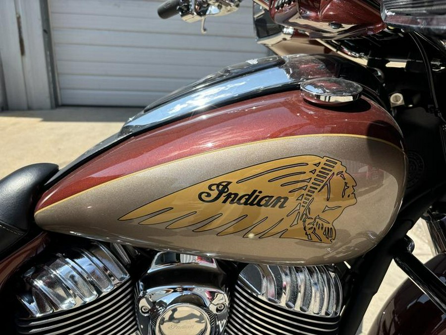 2020 Indian Motorcycle® Chieftain® Classic Icon Series Burnished Metallic/Sandstone Metallic