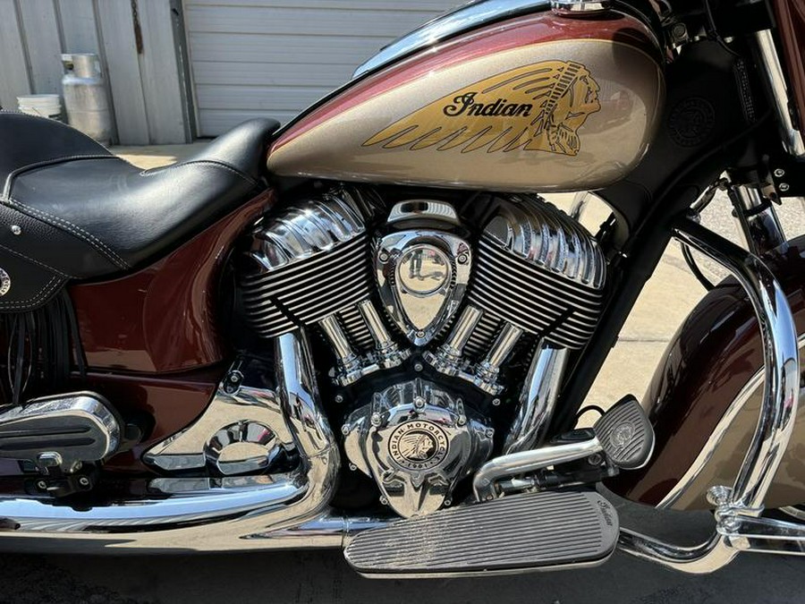 2020 Indian Motorcycle® Chieftain® Classic Icon Series Burnished Metallic/Sandstone Metallic