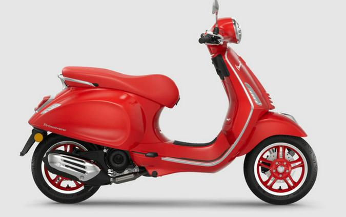 2025 Vespa Primavera 150 Red