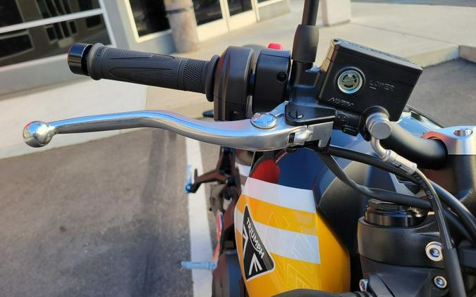 2025 Triumph Trident 660 Cosmic Yellow/Sapphire Black