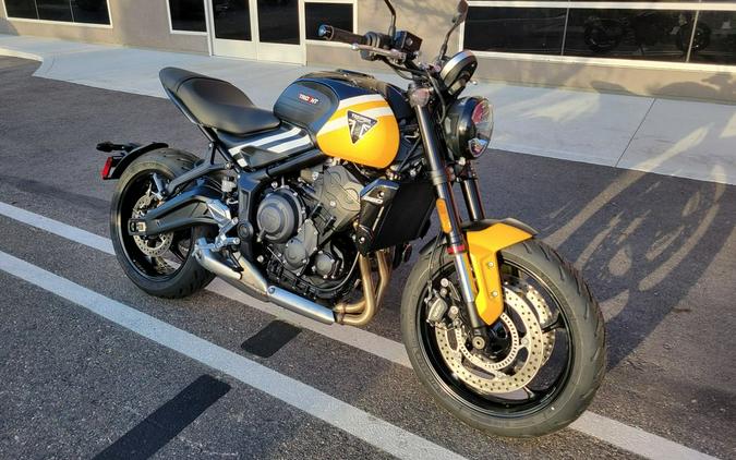 2025 Triumph Trident 660 Cosmic Yellow/Sapphire Black