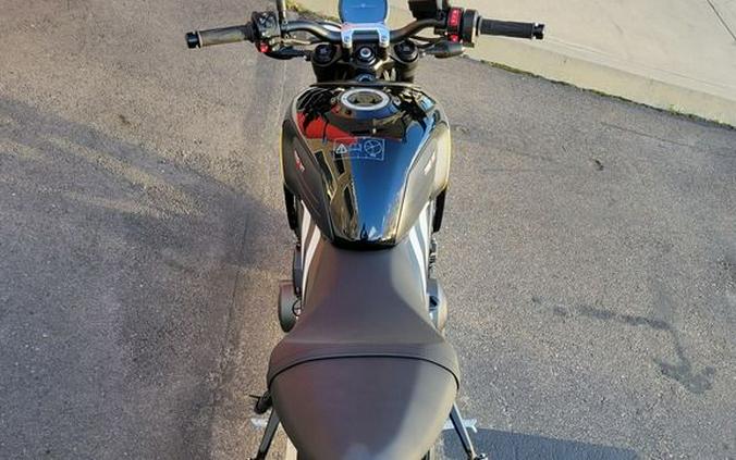 2025 Triumph Trident 660 Cosmic Yellow/Sapphire Black