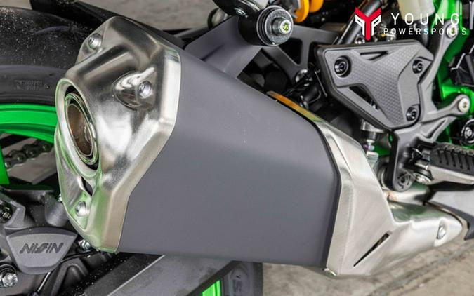 2026 Kawasaki Z900 SE ABS