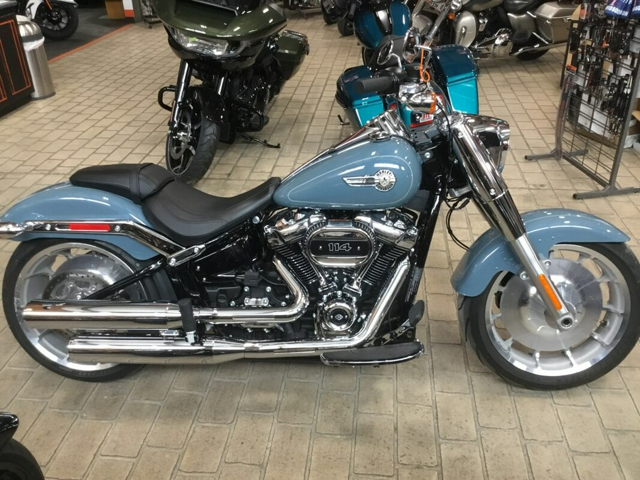 2024 Harley-Davidson® Fat Boy® 114 Sharkskin Blue