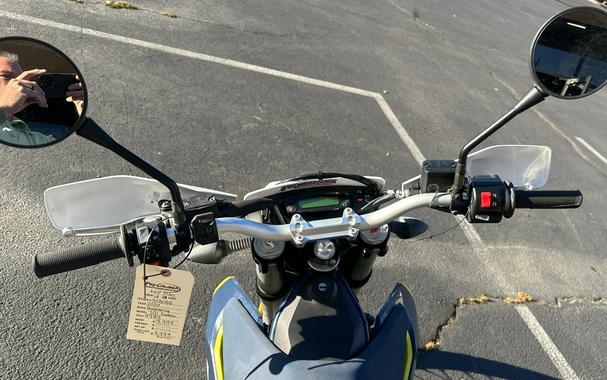 2024 Husqvarna Motorcycles 701 ENDURO