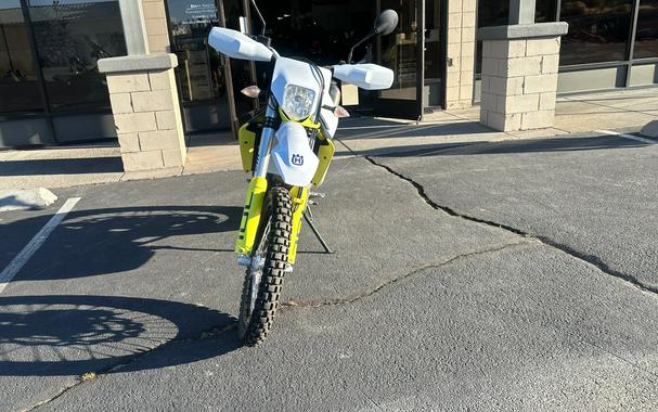 2024 Husqvarna Motorcycles 701 ENDURO